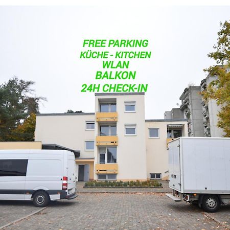 Hotel Im Natur Mit Eigene Kueche Bad Balkon Parkplatz Netflix Nuremberg Extérieur photo