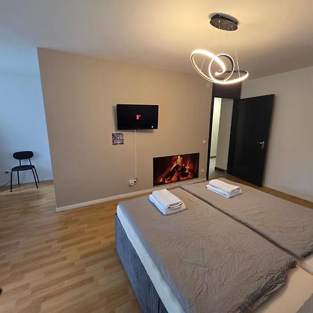 Hotel Im Natur Mit Eigene Kueche Bad Balkon Parkplatz Netflix Nuremberg Extérieur photo
